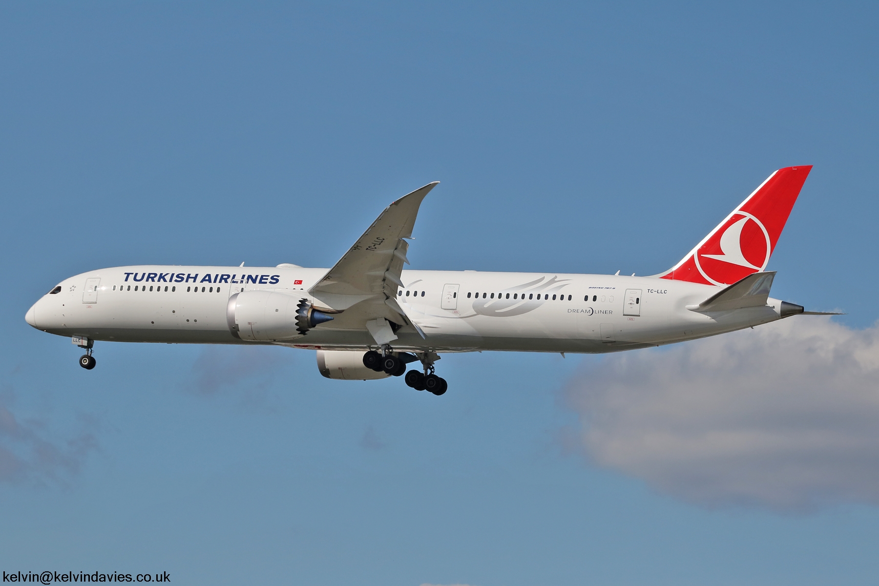 Turkish Airlines 787 TC-LLC