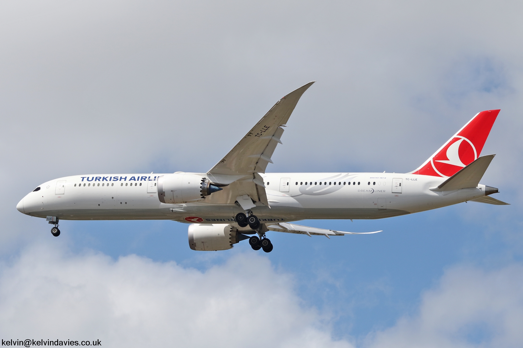 Turkish Airlines 787 TC-LLE