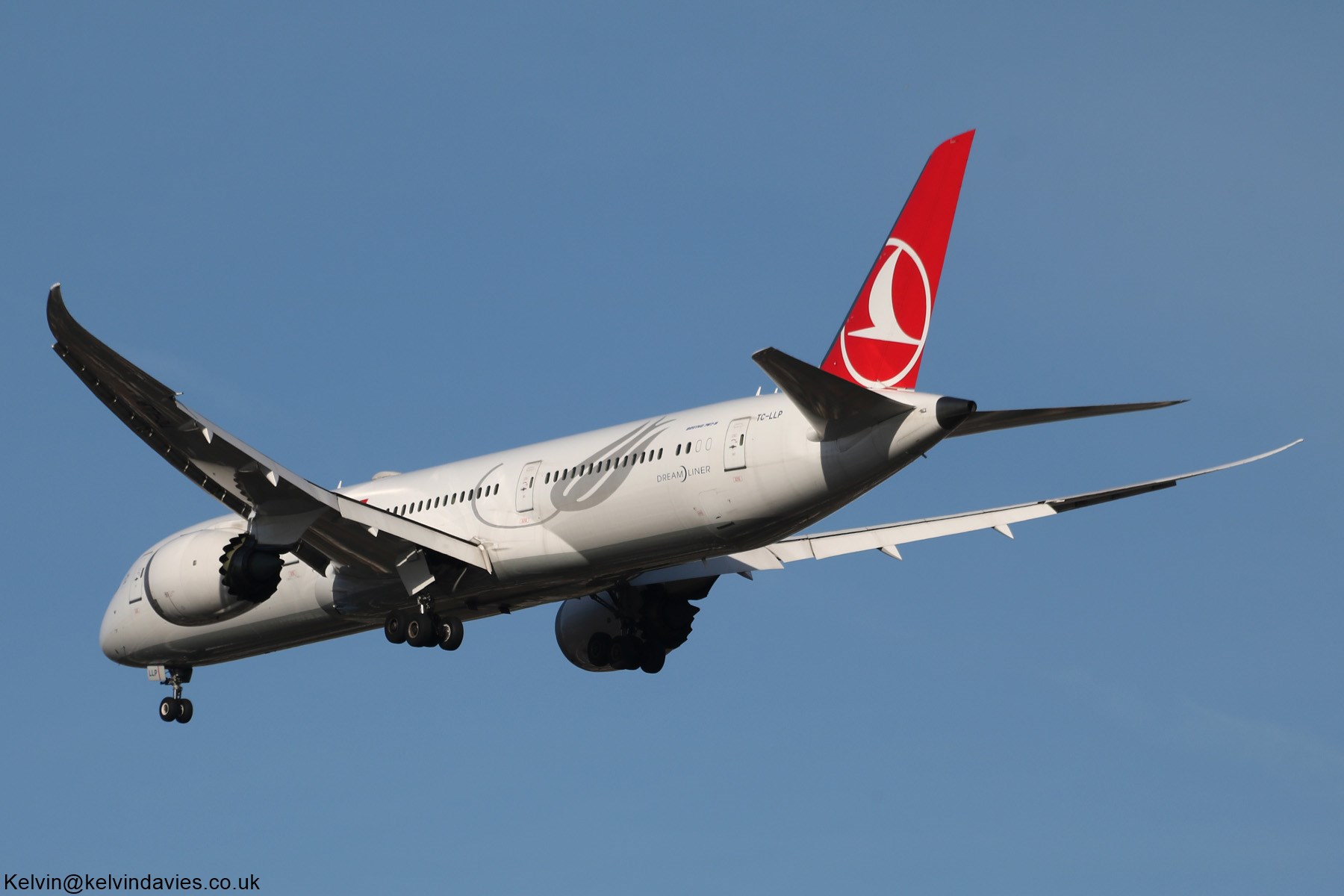 Turkish Airlines 787 TC-LLP