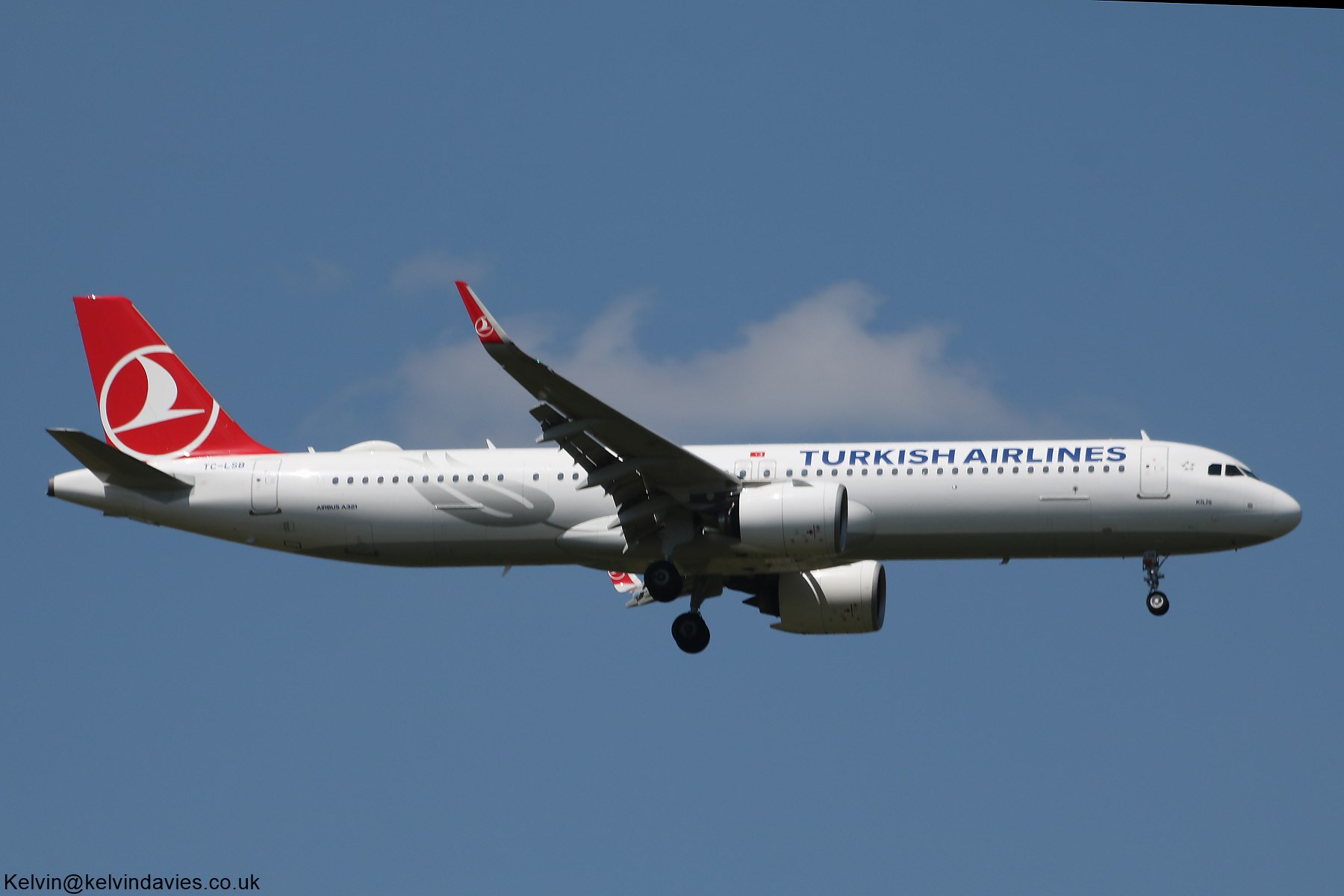 Turkish Airlines A321 LC-LSB