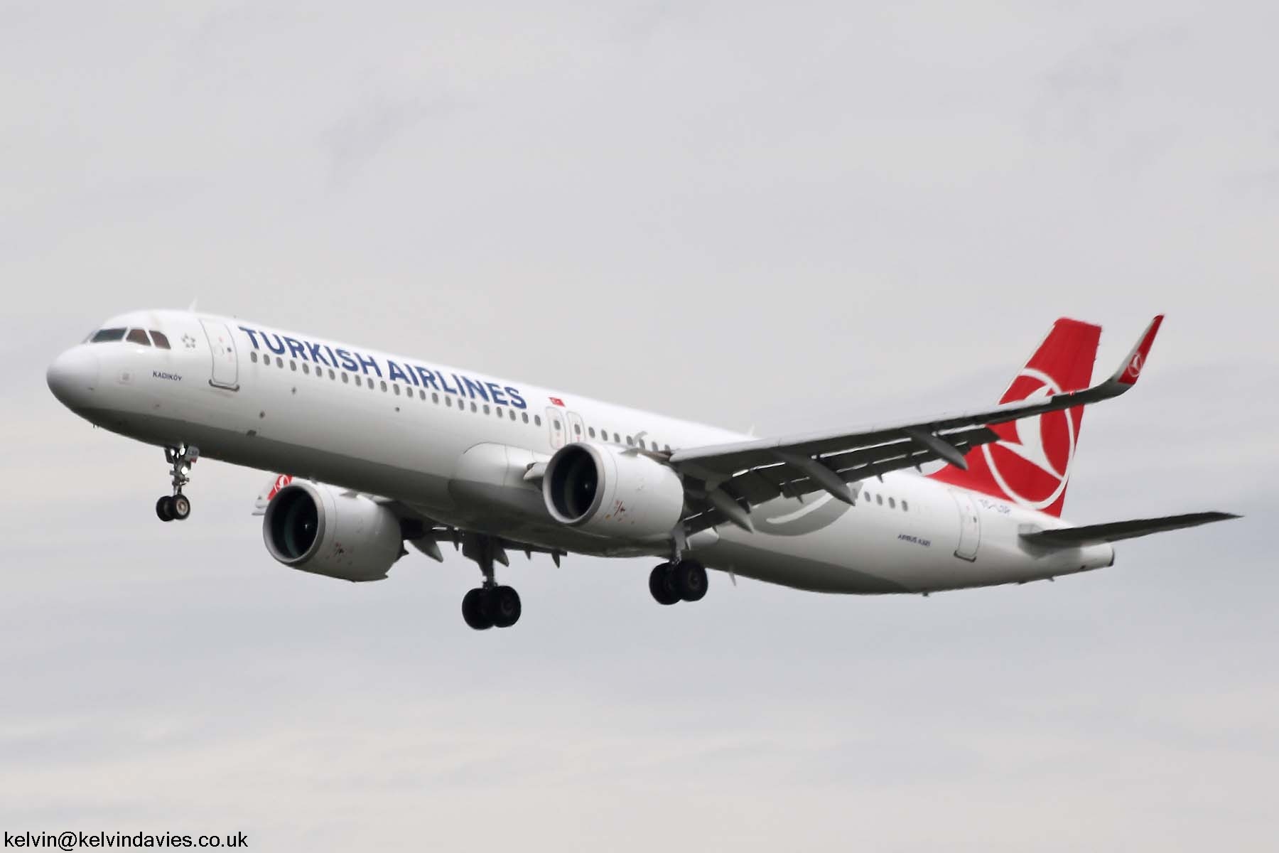 Turkish Airlines A321 TC-LSP