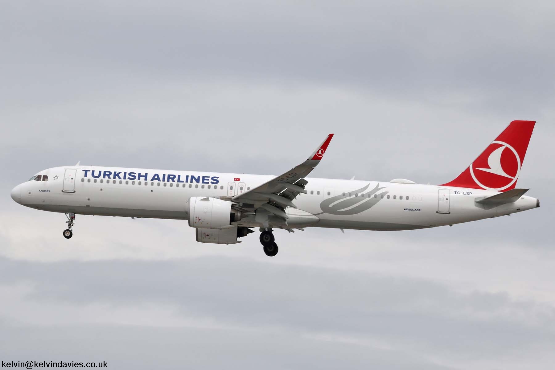 Turkish Airlines A321 TC-LSP