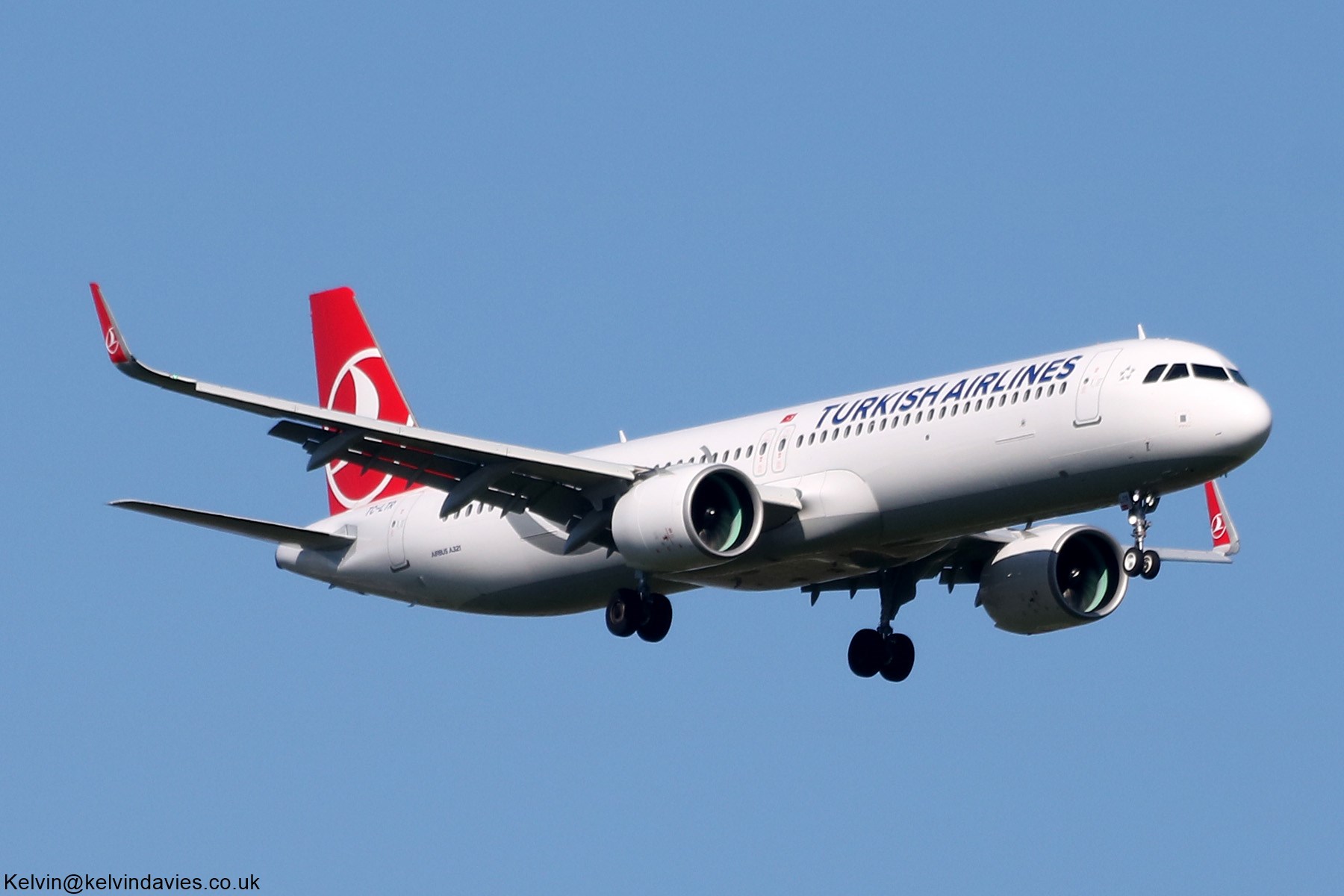 Turkish Airlines A321 TC-LTR