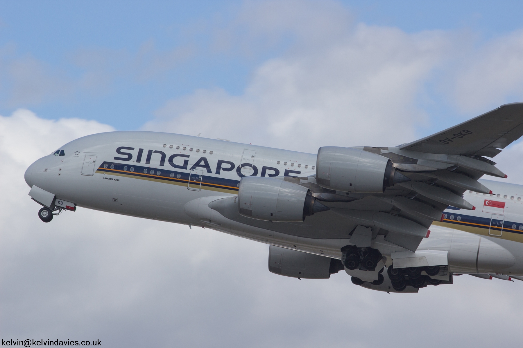 Singapore Airlines A380 9V-SKB