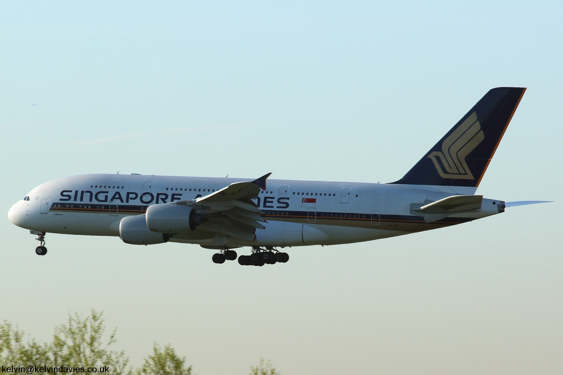 Singapore Airlines A380 9V-SKF