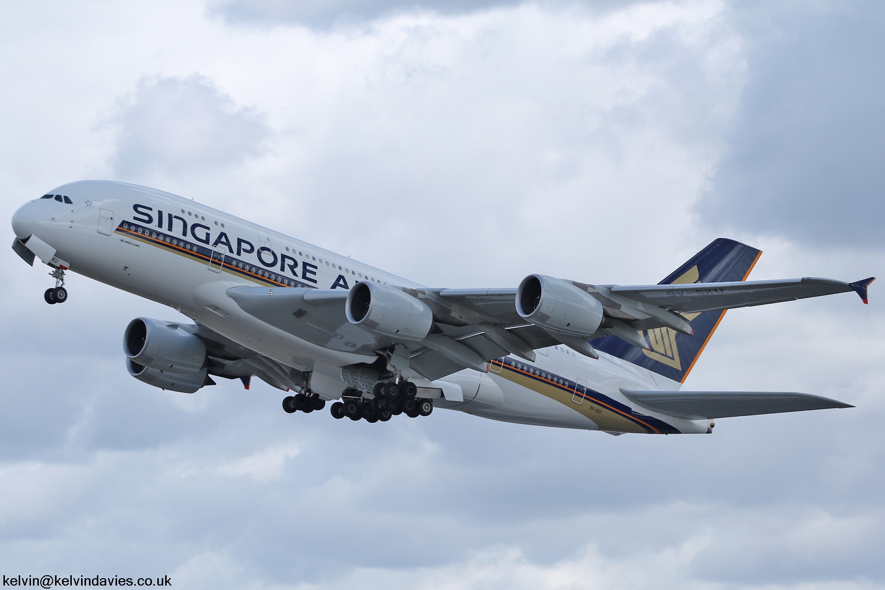 Singapore Airlines A380 9V-SKU