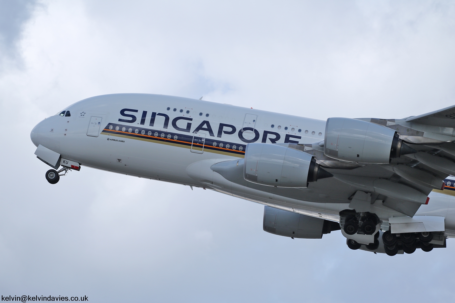 Singapore Airlines A380 9V-SKU