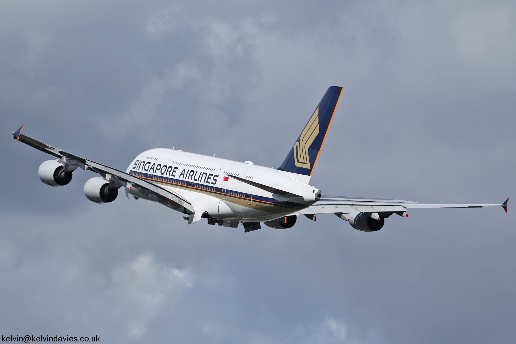 Singapore Airlines A380 9V-SKU