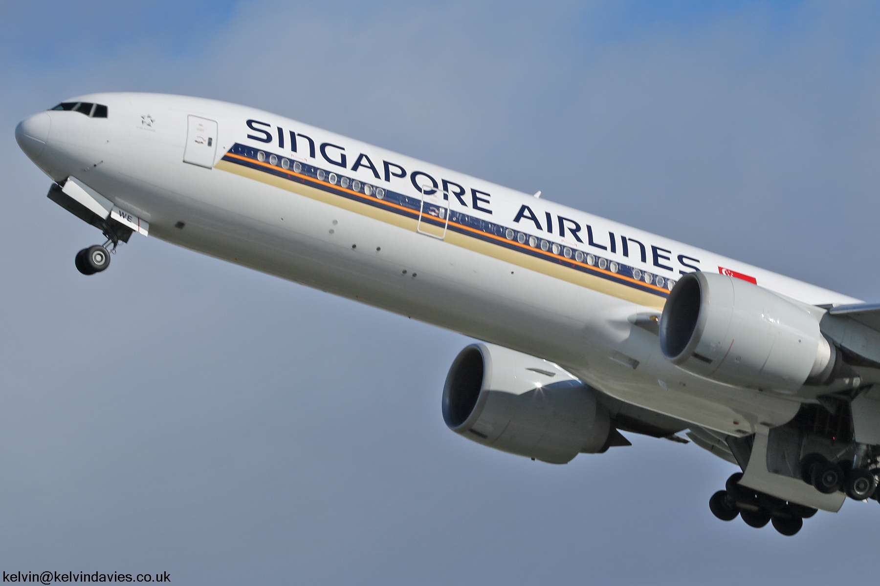 Singapore Airlines 777 9V-SWE