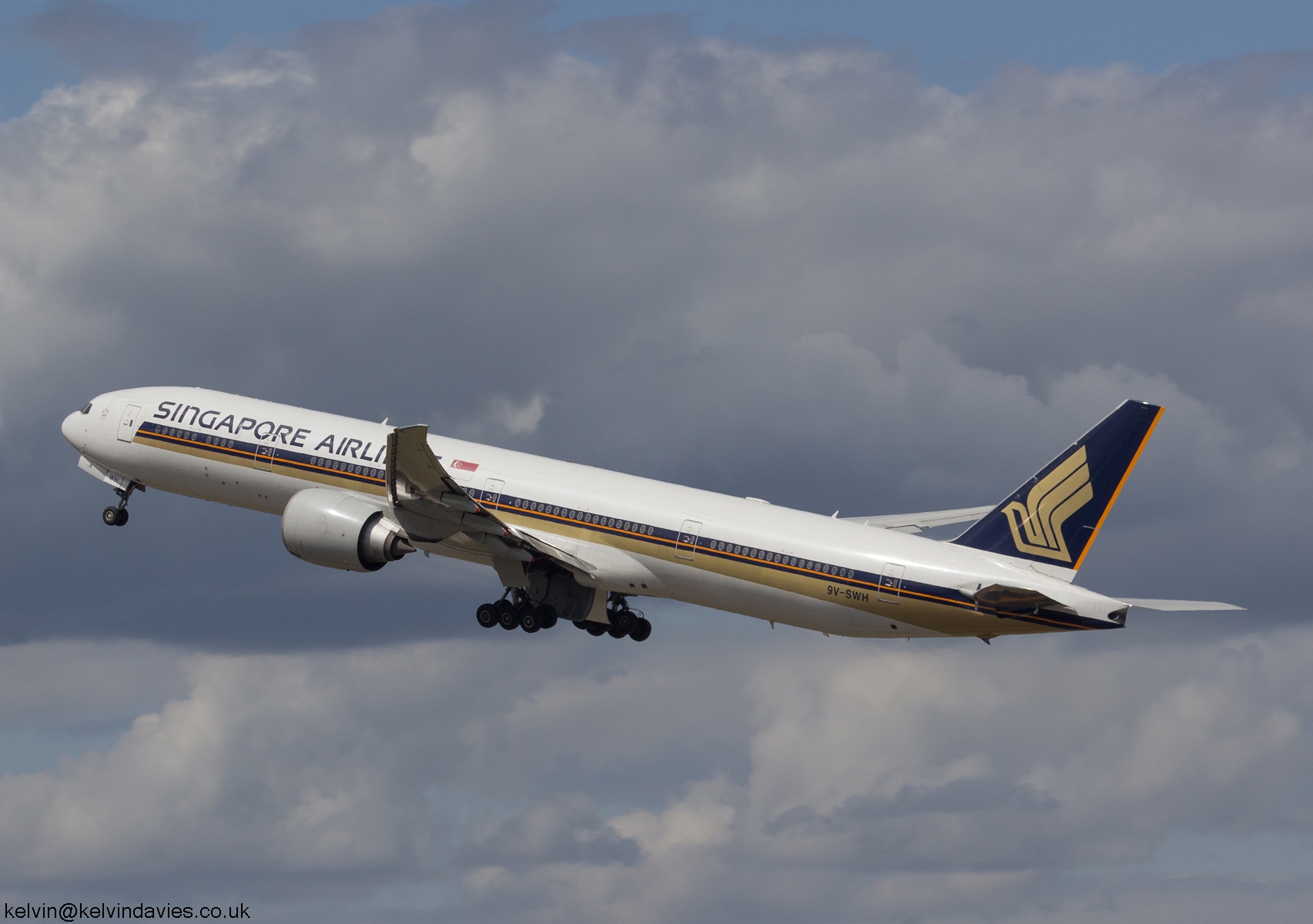 Singapore Airlines 777  9V-SWH