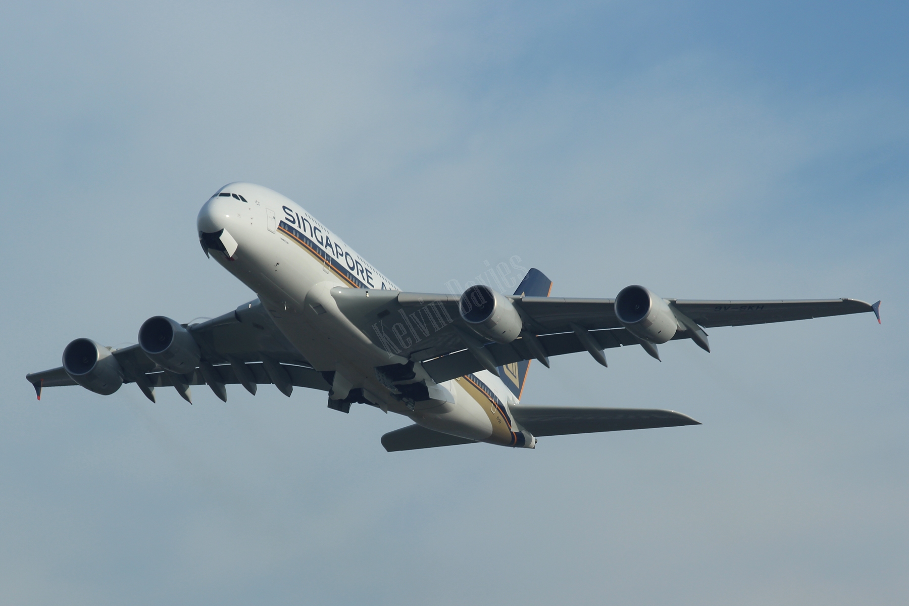 Singapore Airlines A380 9V-SKH