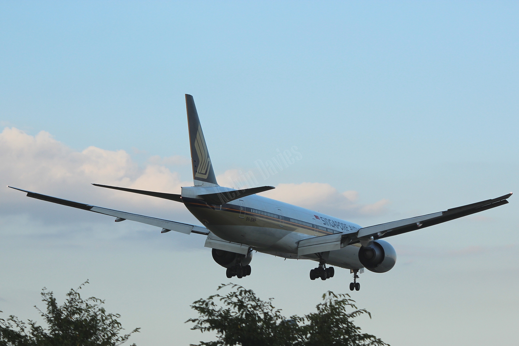 Singapore Airlines 777 9V-SWP