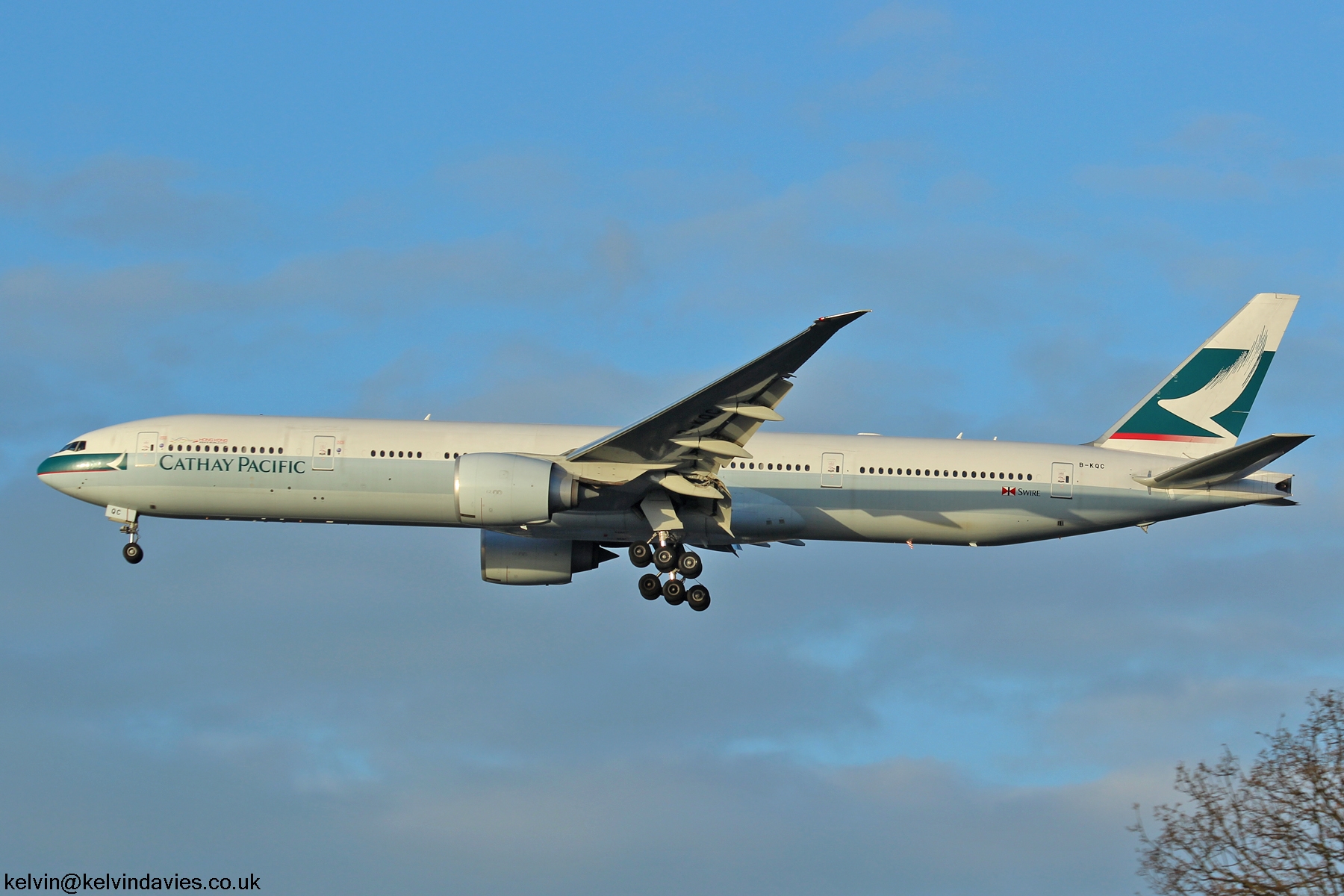 Cathay Pacific Airways 777 B-KQC