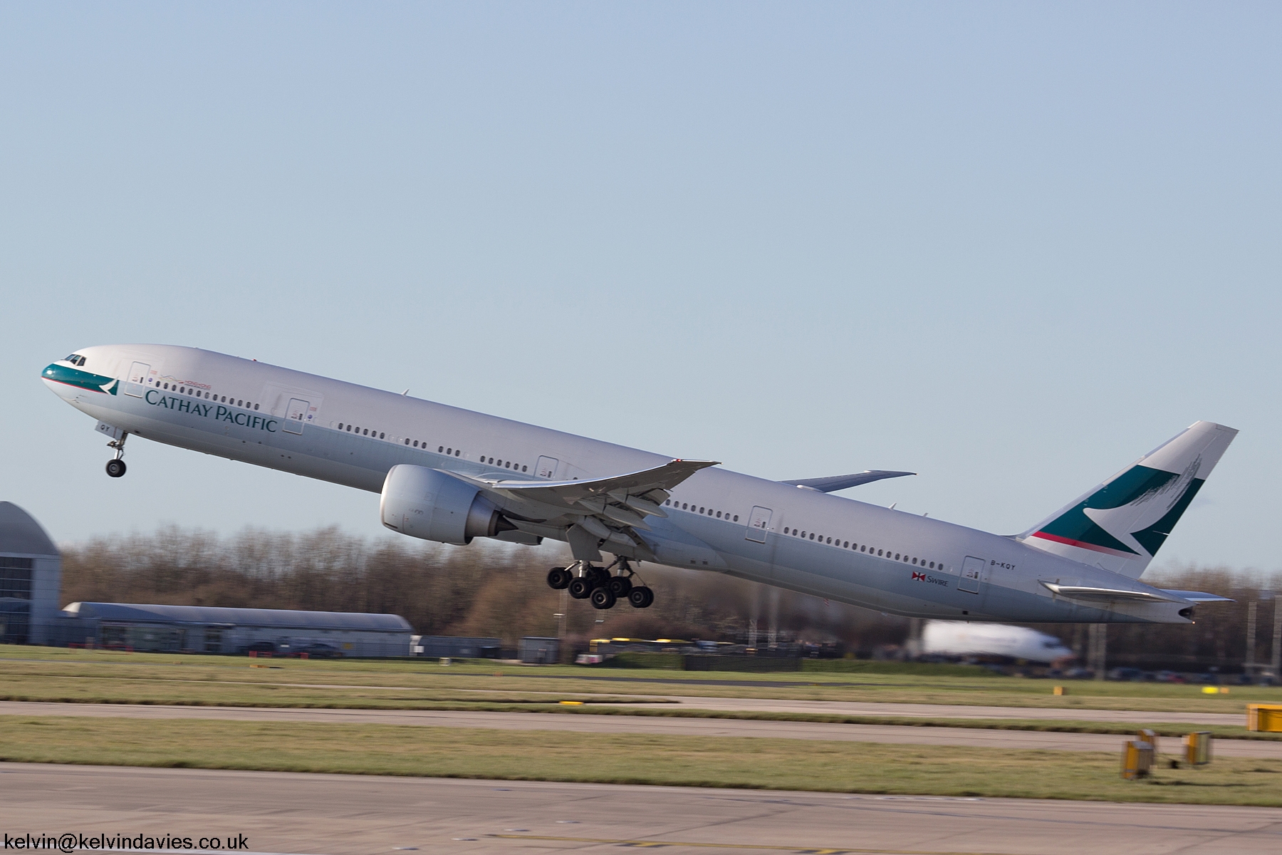 Cathay Pacific Airways 777 B-KQY