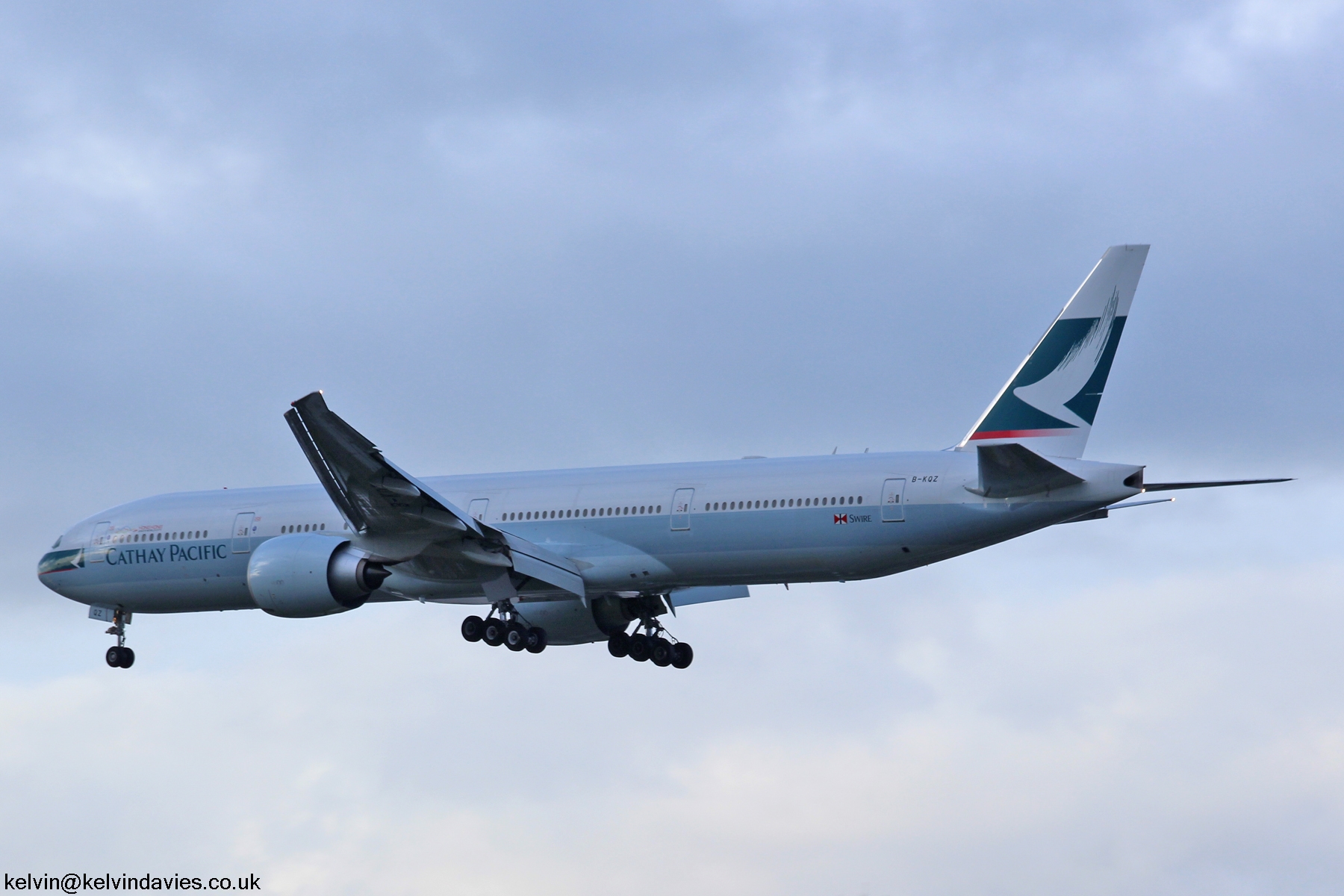 Cathay Pacific Airways 777 B-KQZ