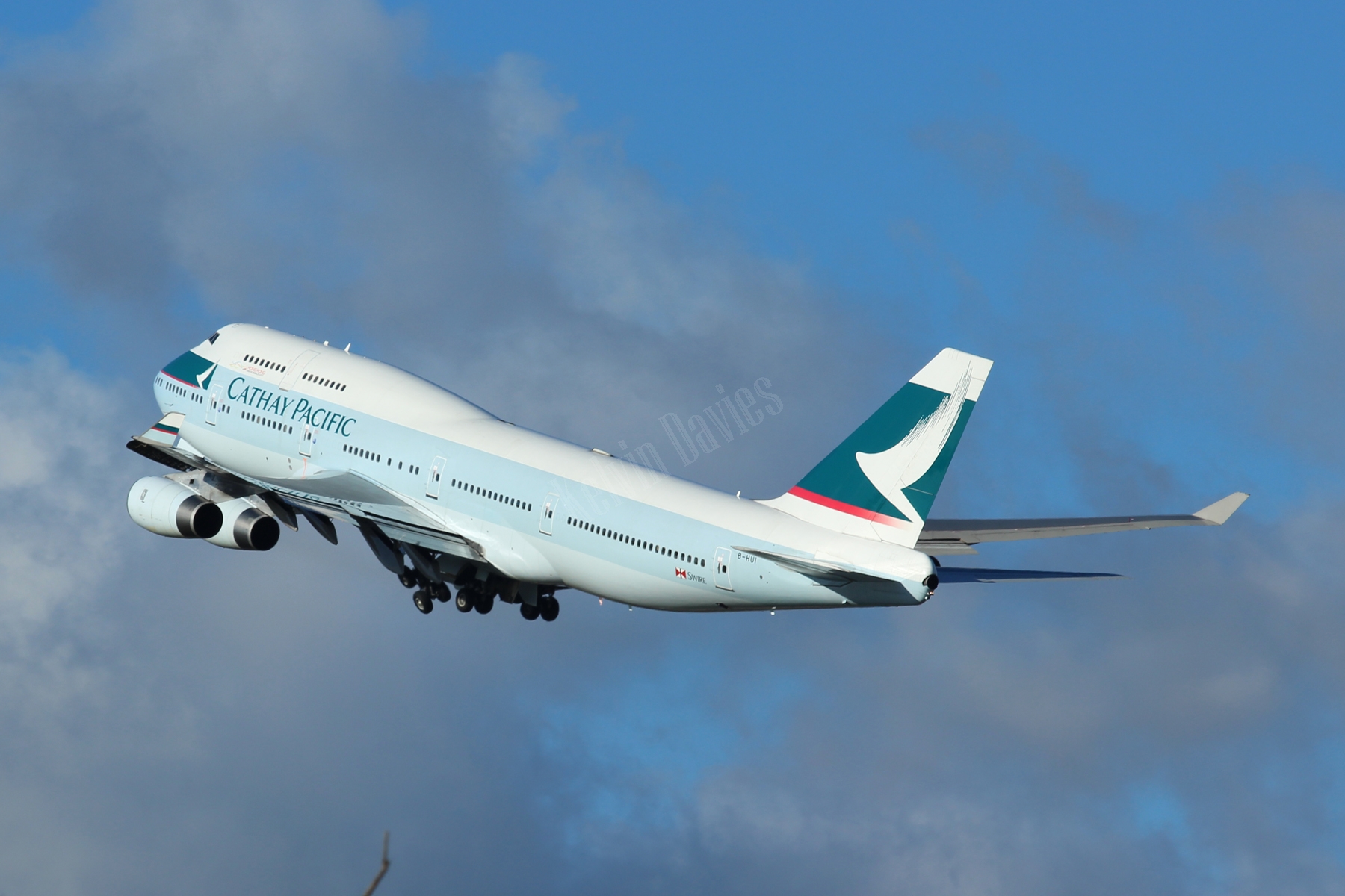 Cathay Pacific Airways 747 B-HUI