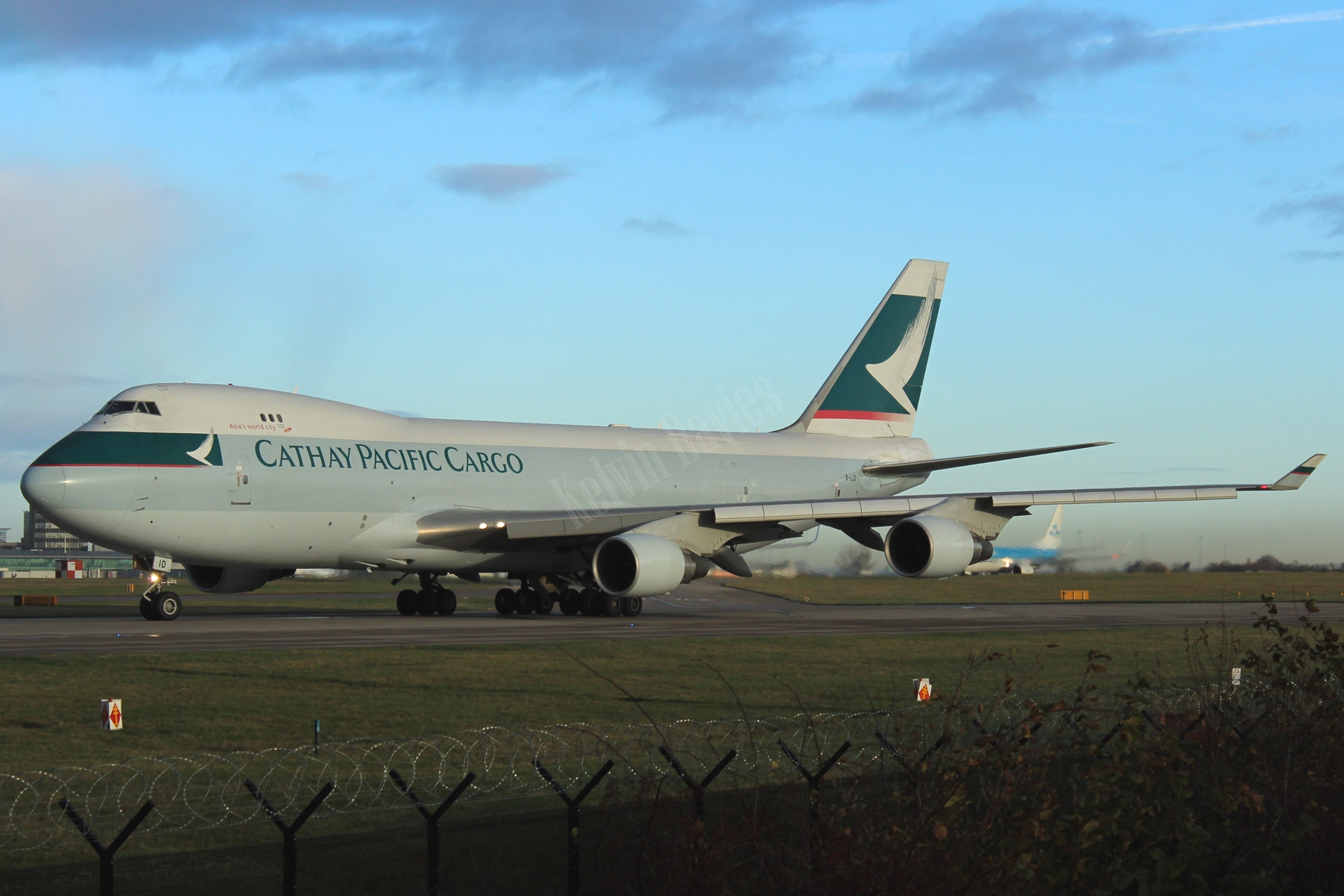 Cathay Pacific Airways 747 B-LID