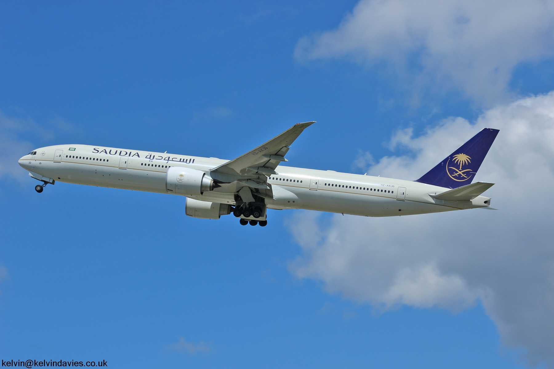 Saudi Arabian Airlines 777 HZ-AK30