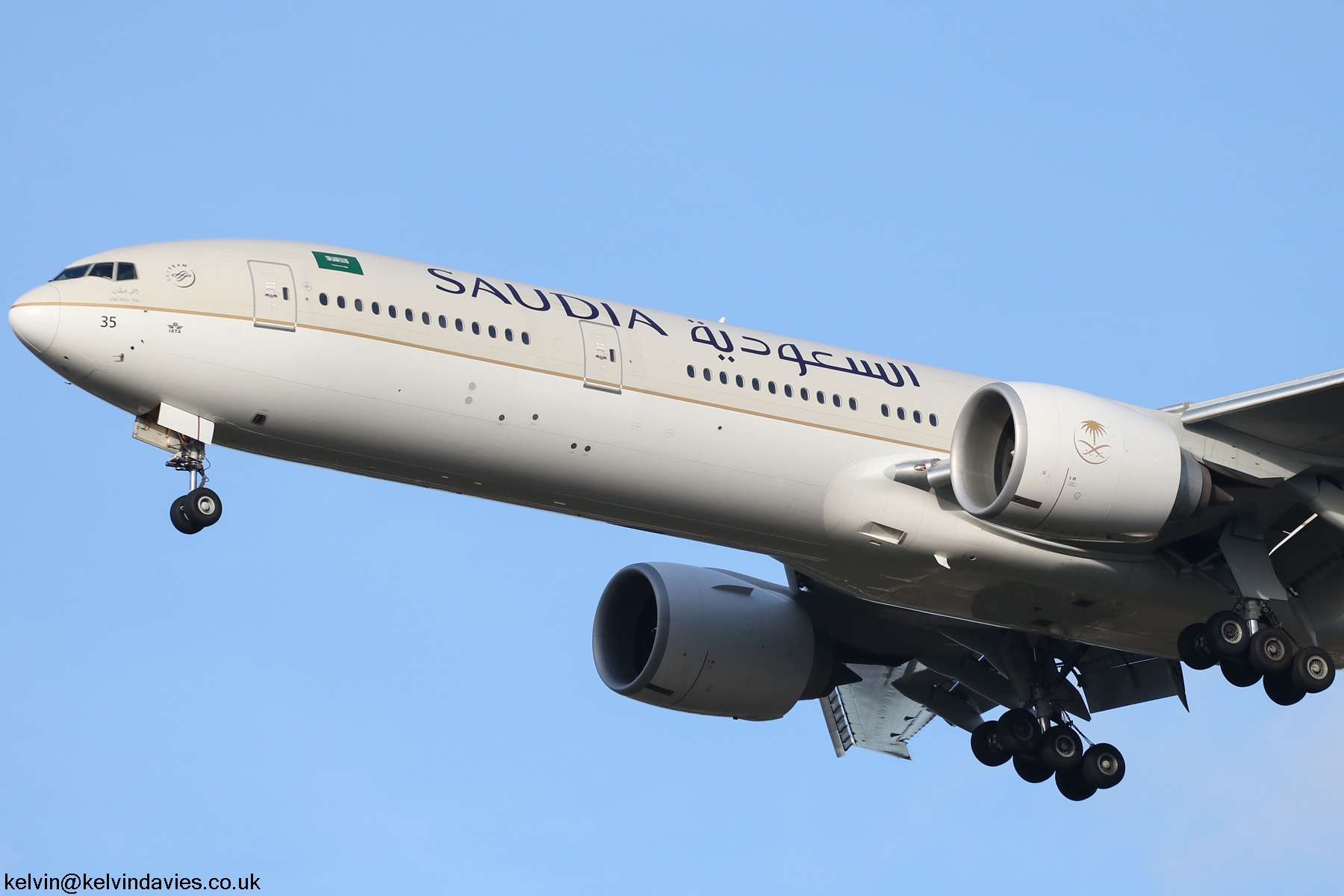 Saudi Arabian Airlines 777 HZ-AK35