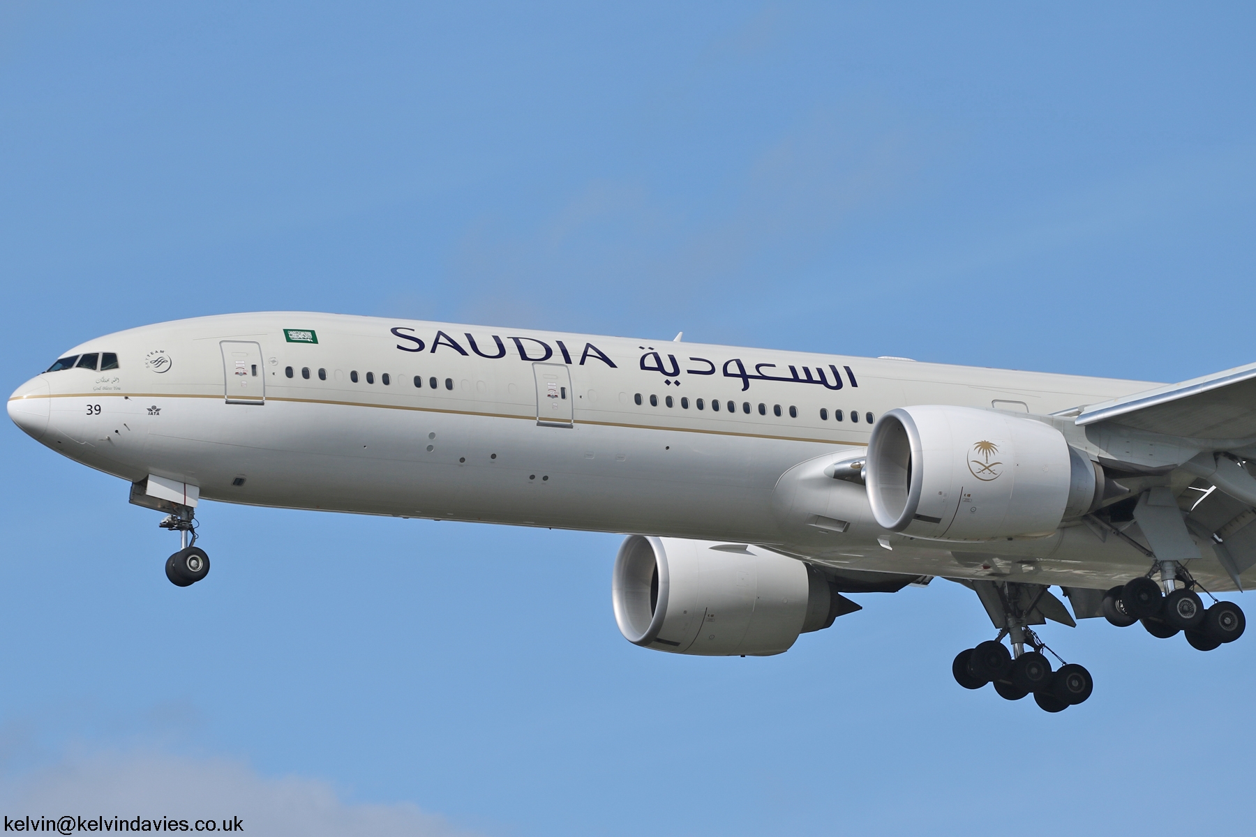 Saudi Arabian Airlines 777 HZ-AK39