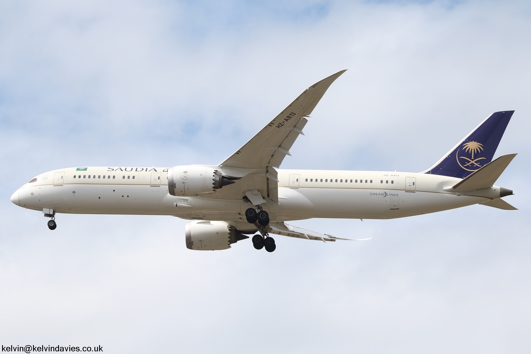 Saudi Arabian 787 HZ-AR13