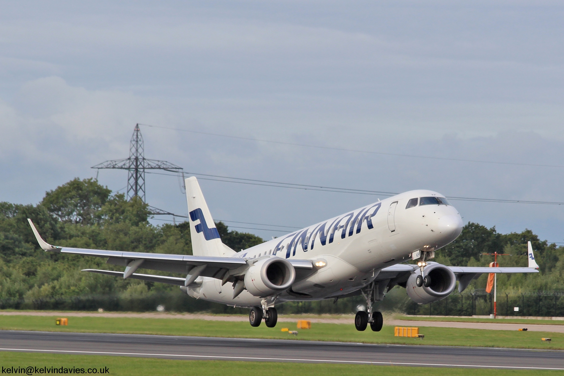 Finnair Embraer 190 OH-LKP