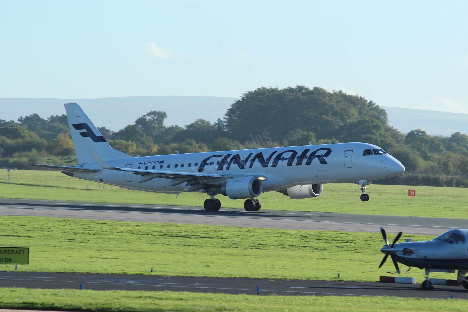 Finnair ERJ190 OH-LKM