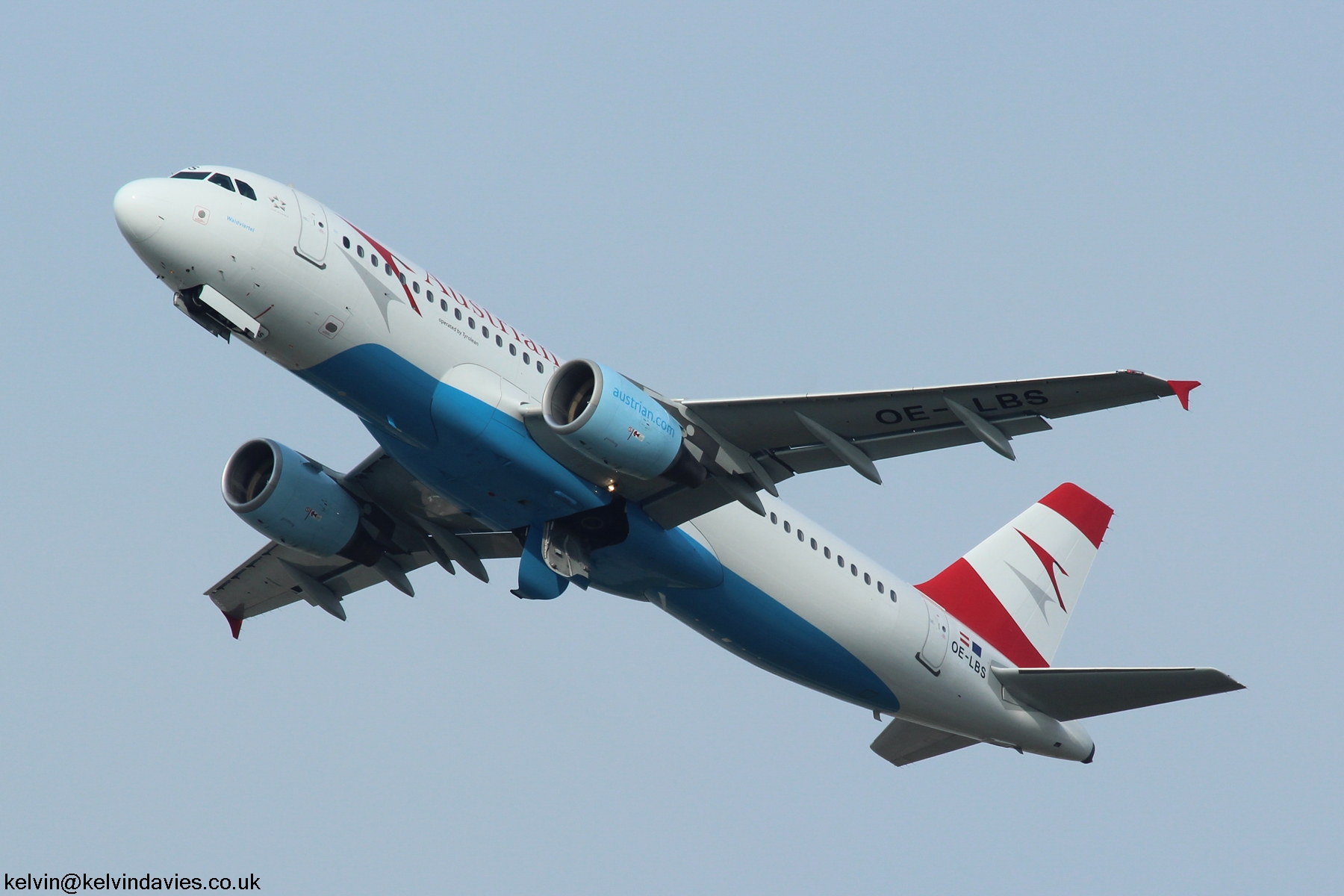 Austrian Airlines A320 OE-LBS