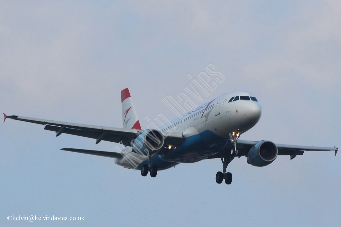 Austrian Airlines A320 OE-LBM