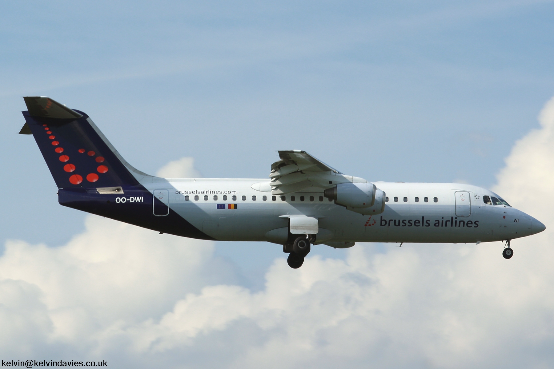 Brussels Airlines RJ100 OO-DWI