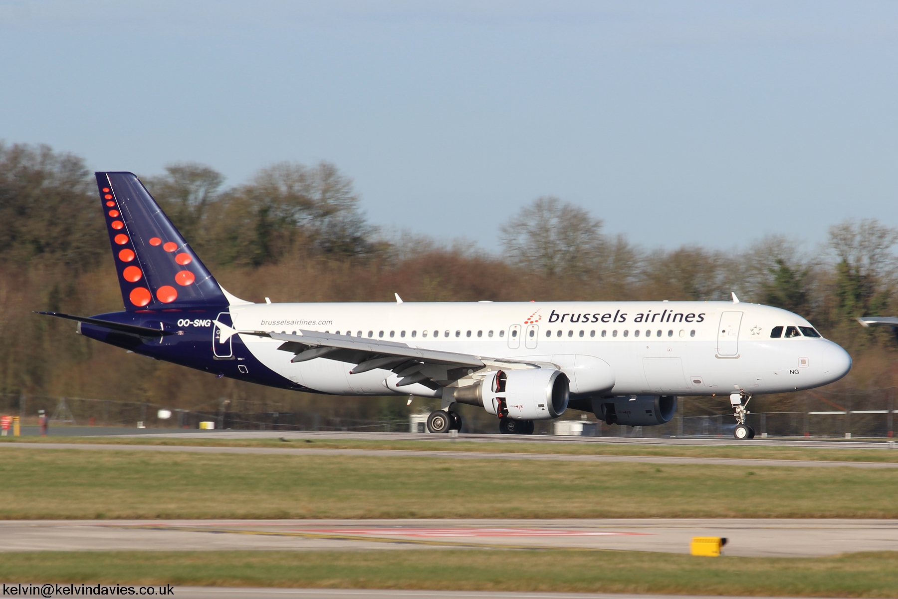 Brussels Airlines A320 OO-SNG