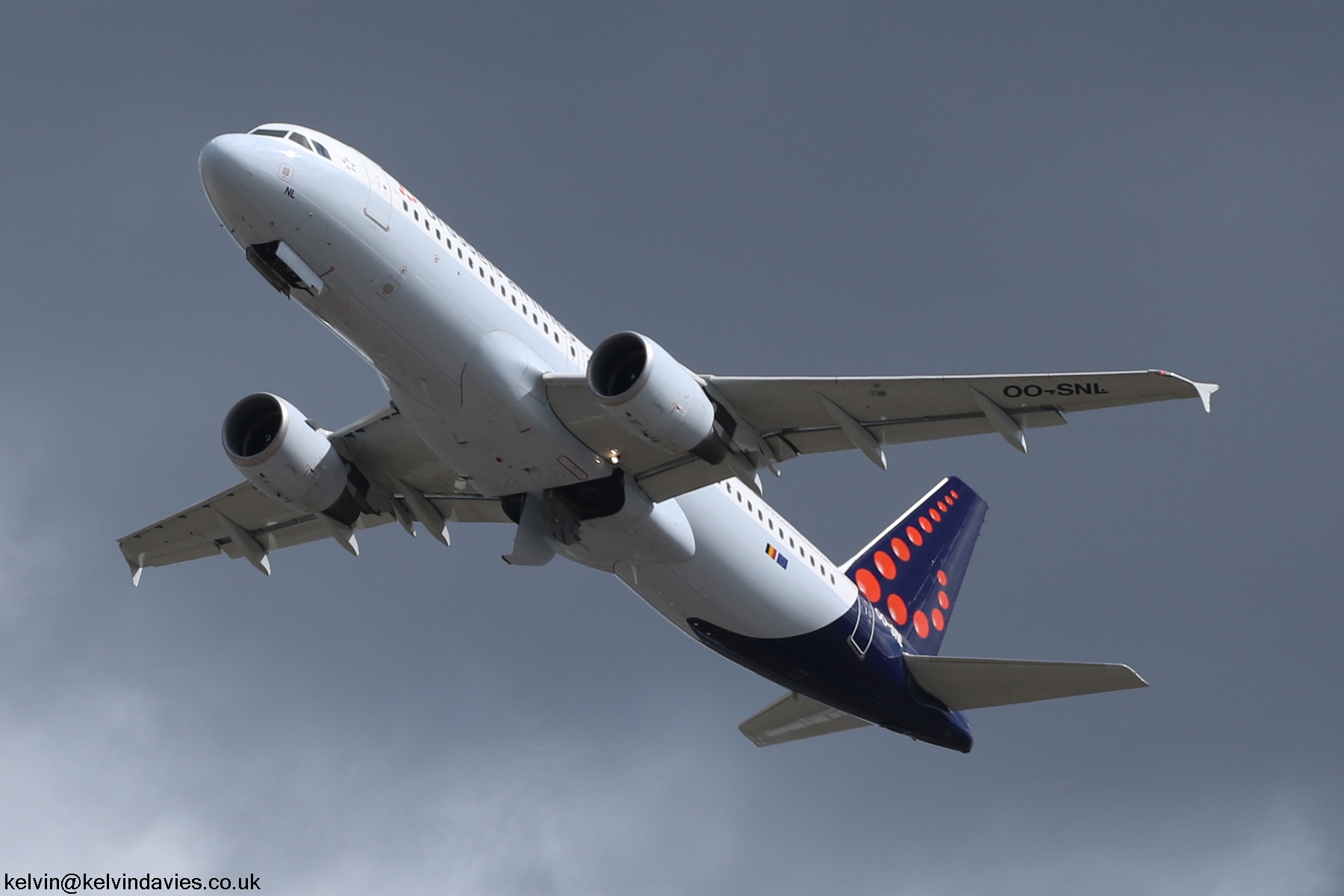 Brussels Airlines A320 OO-SNL