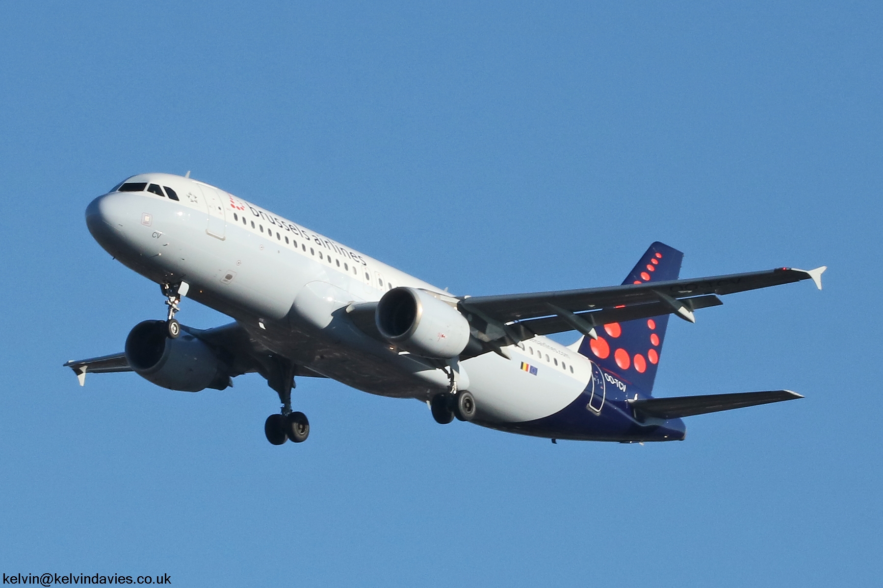 Brussels Airlines A320 OO-TCV