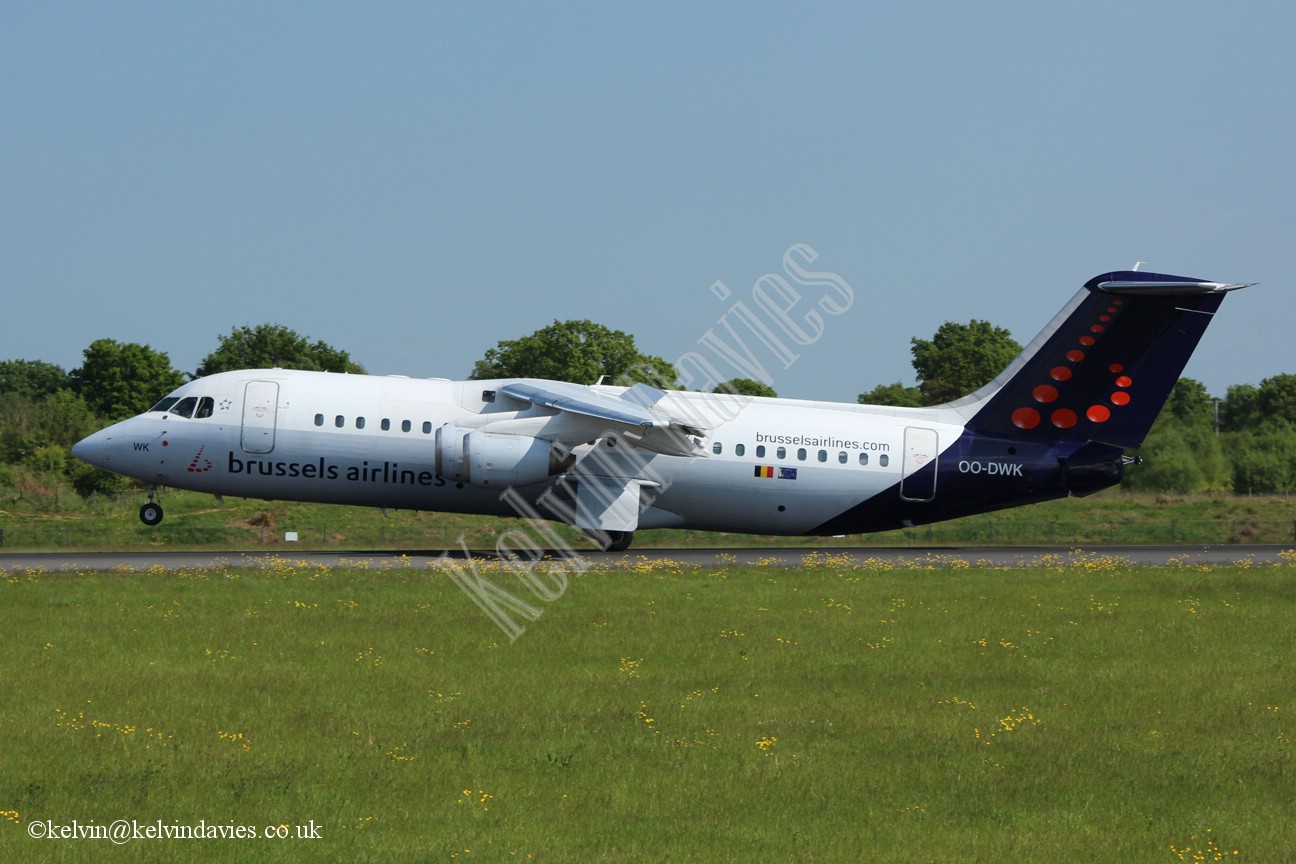 Brussels Airlines RJ100 OO-DWK