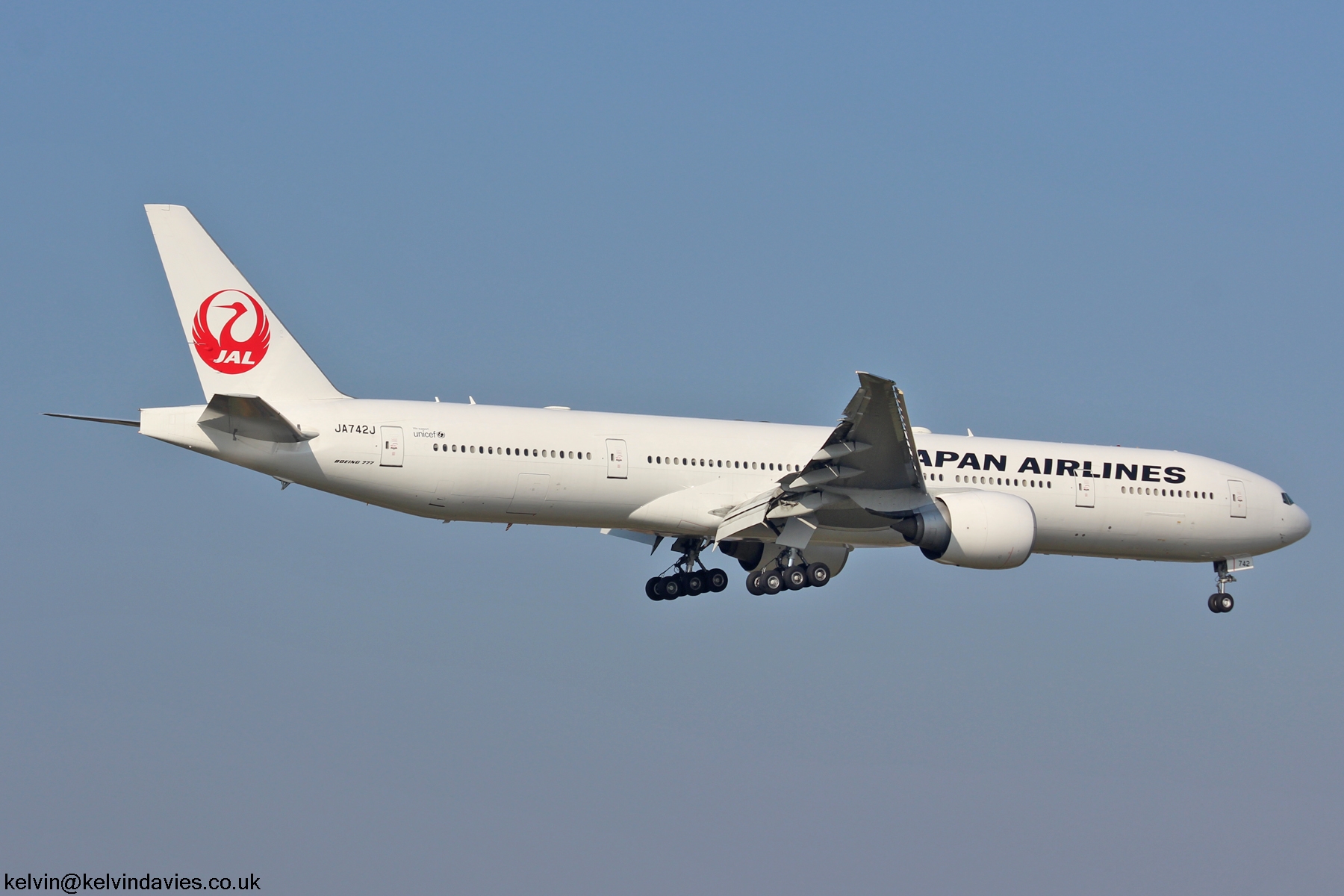 Japan Airlines 777 JA742J
