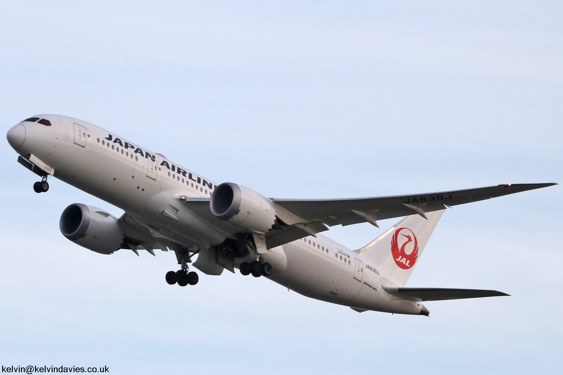 Japan Airlines 787 JA839J
