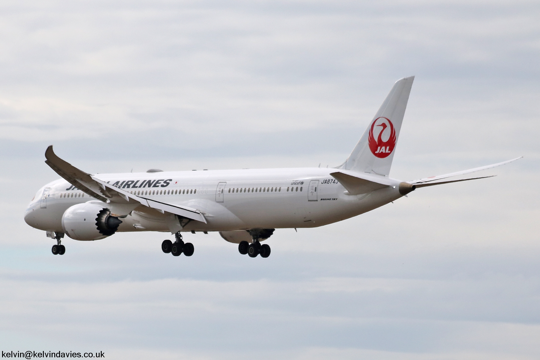 Japan Airlines 787 JA874J