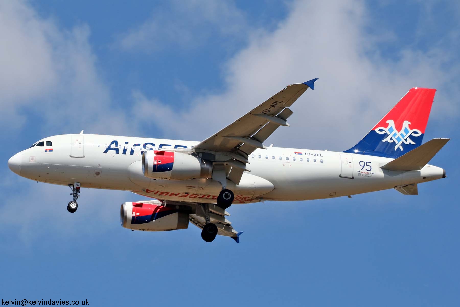 Air Serbia A319 YU-APL