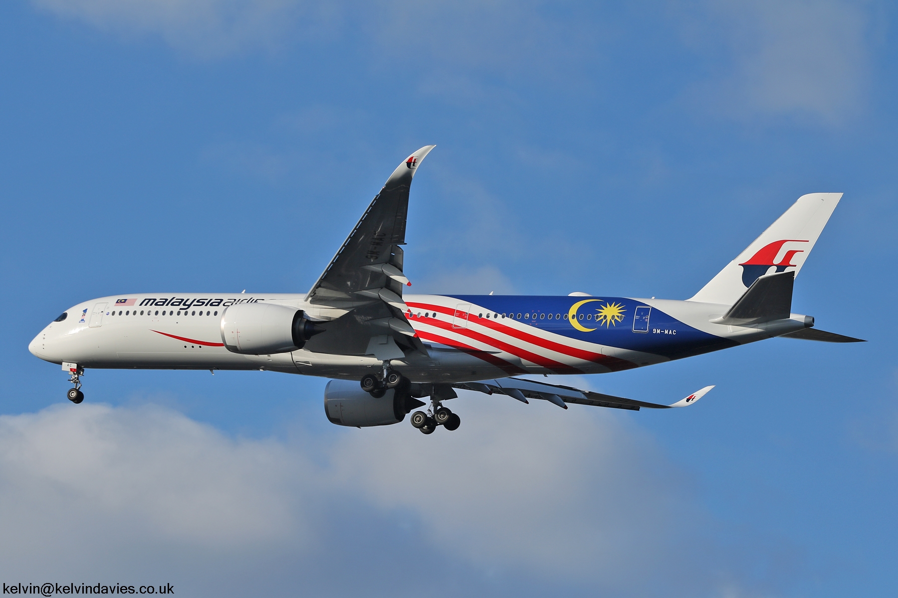 Malaysia Airlines A350 9M-MAC
