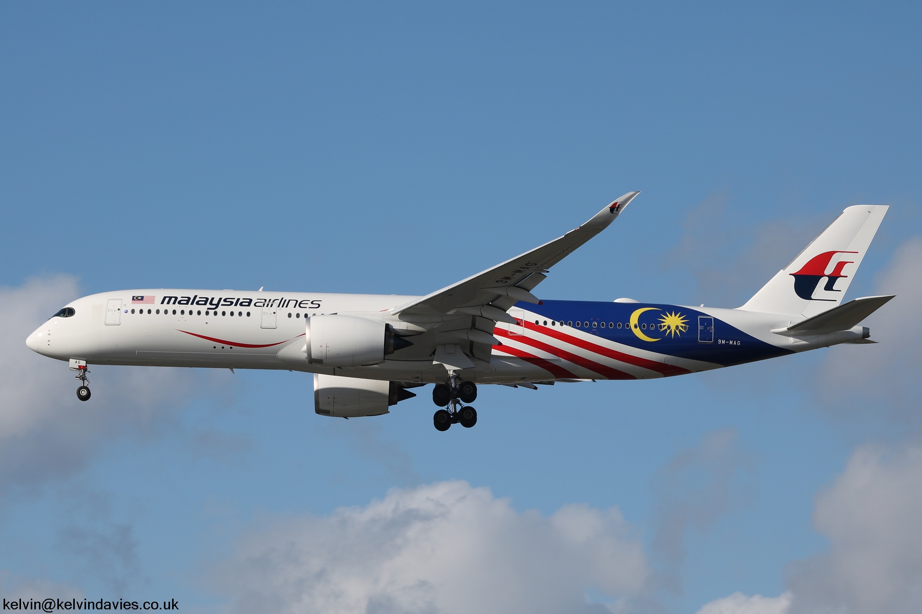 Malaysia Airlines A350 9M-MAG