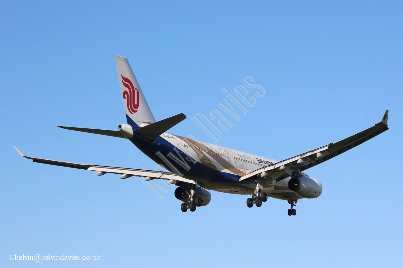 Air China A330 B-6076