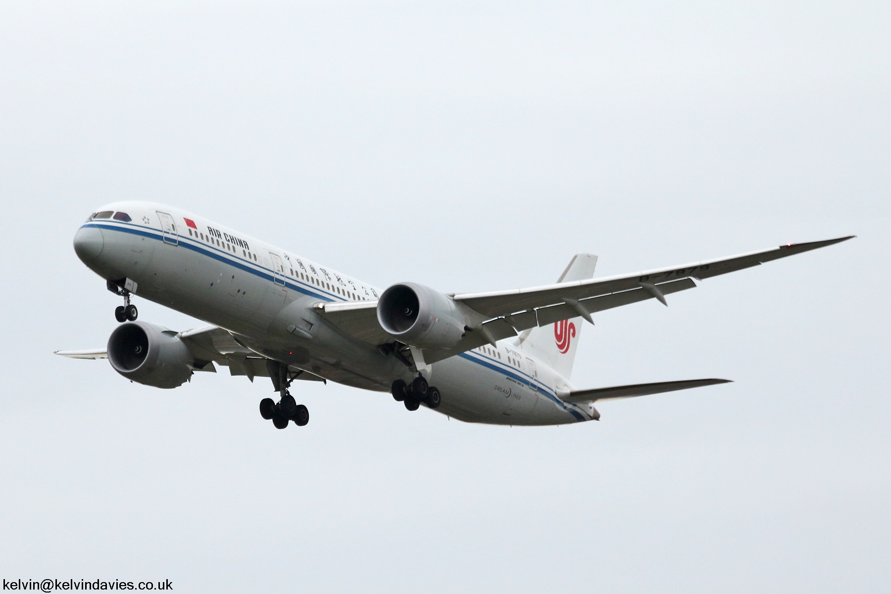 Air China 787 B-7879