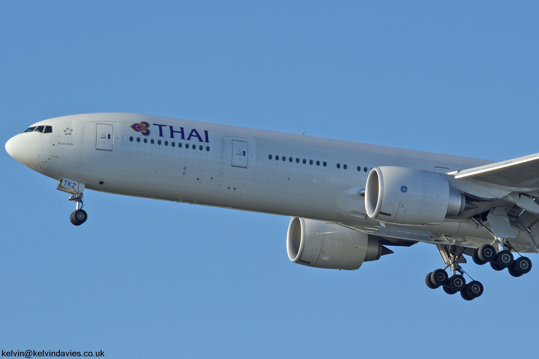 Thai Airways 777 HS-TKZ