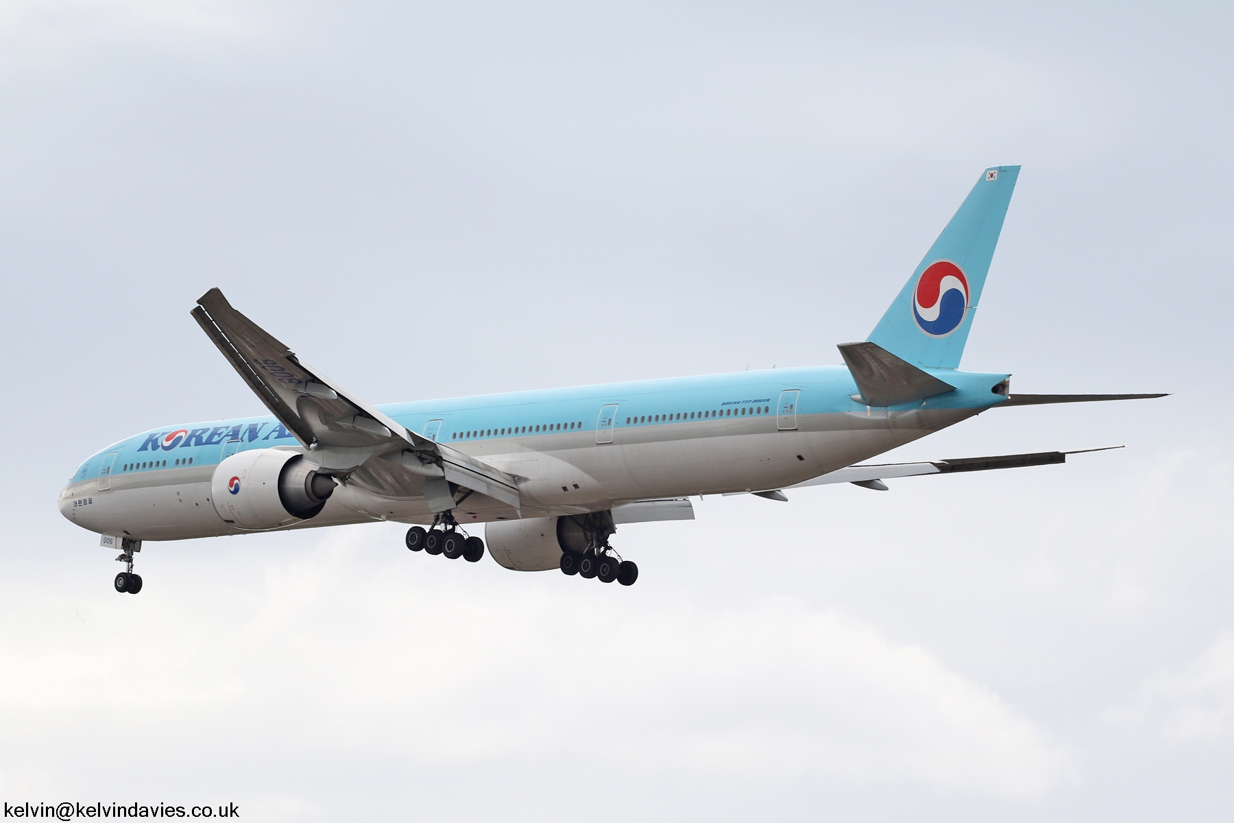 Korean Air 777 HL8006