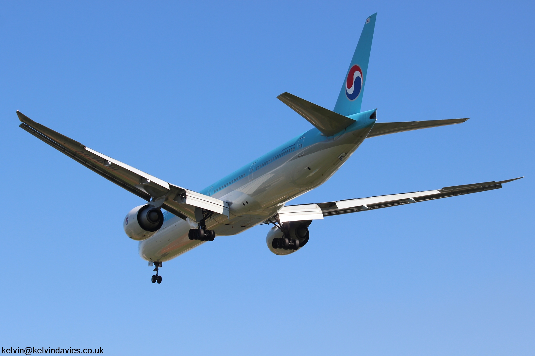 Korean Air 777 HL8250