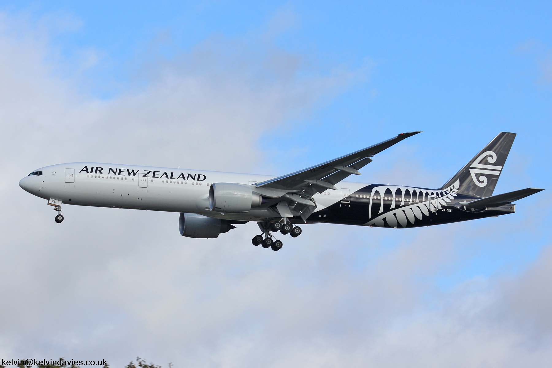 Air New Zealand 777 ZK-OKS