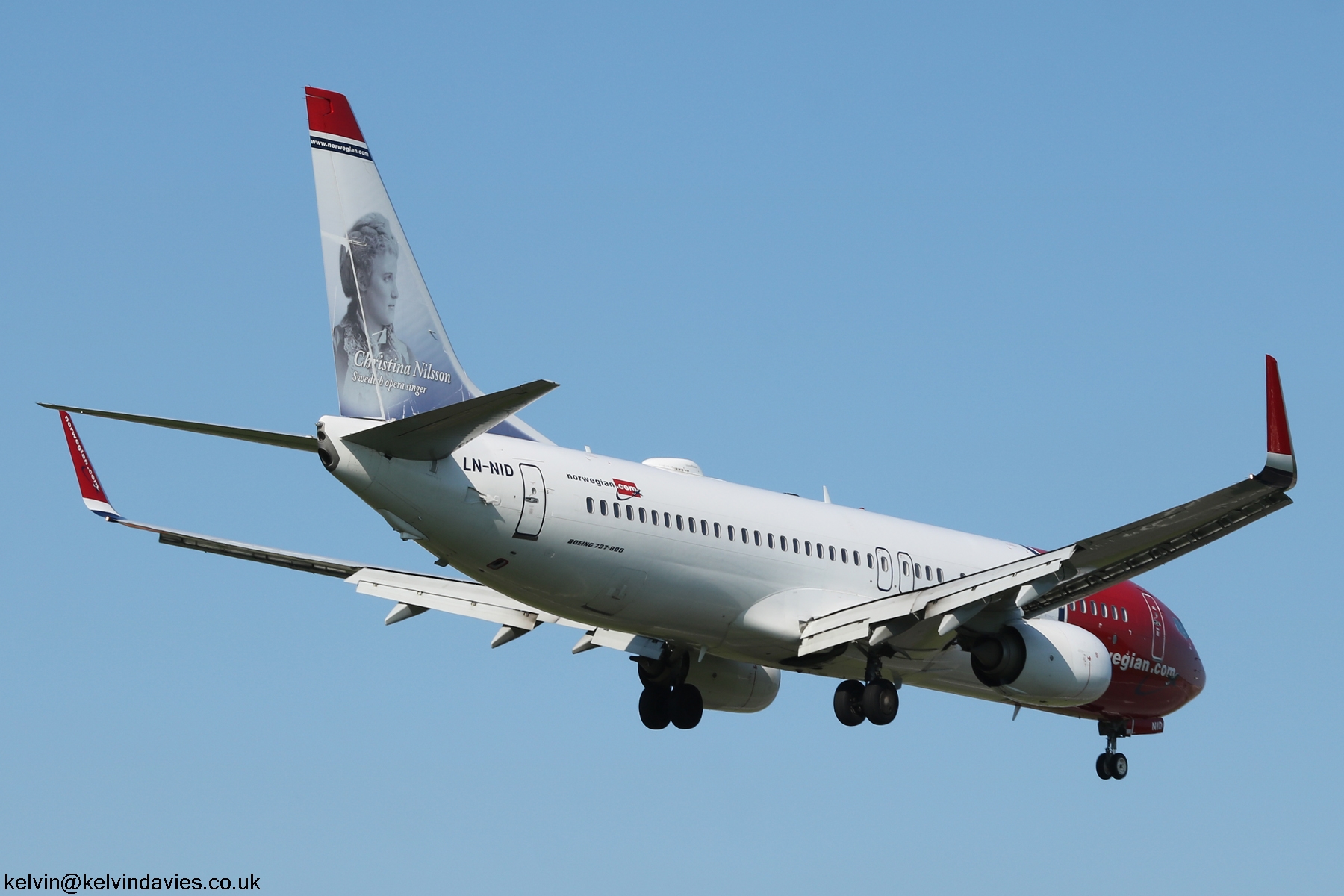 Norwegian 737 LN-NID