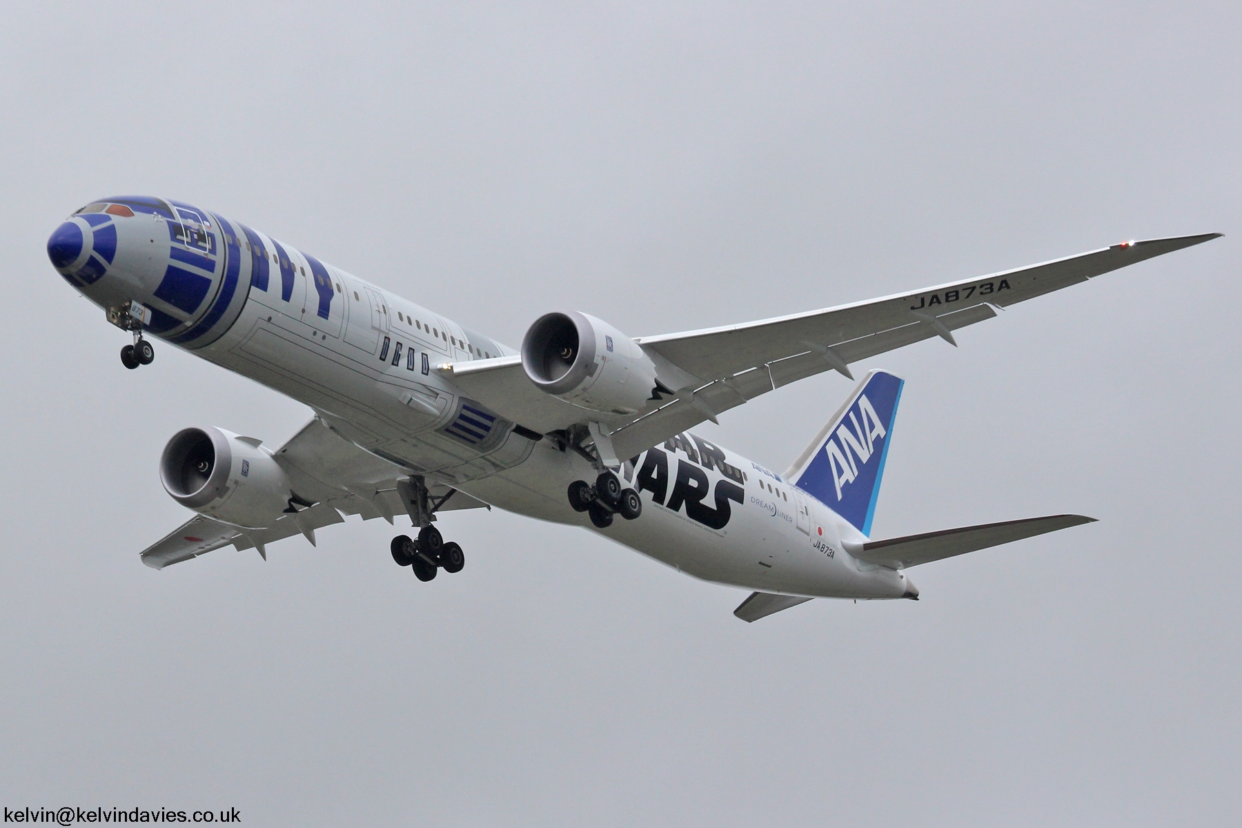 ANA Star Wars  787 JA873A