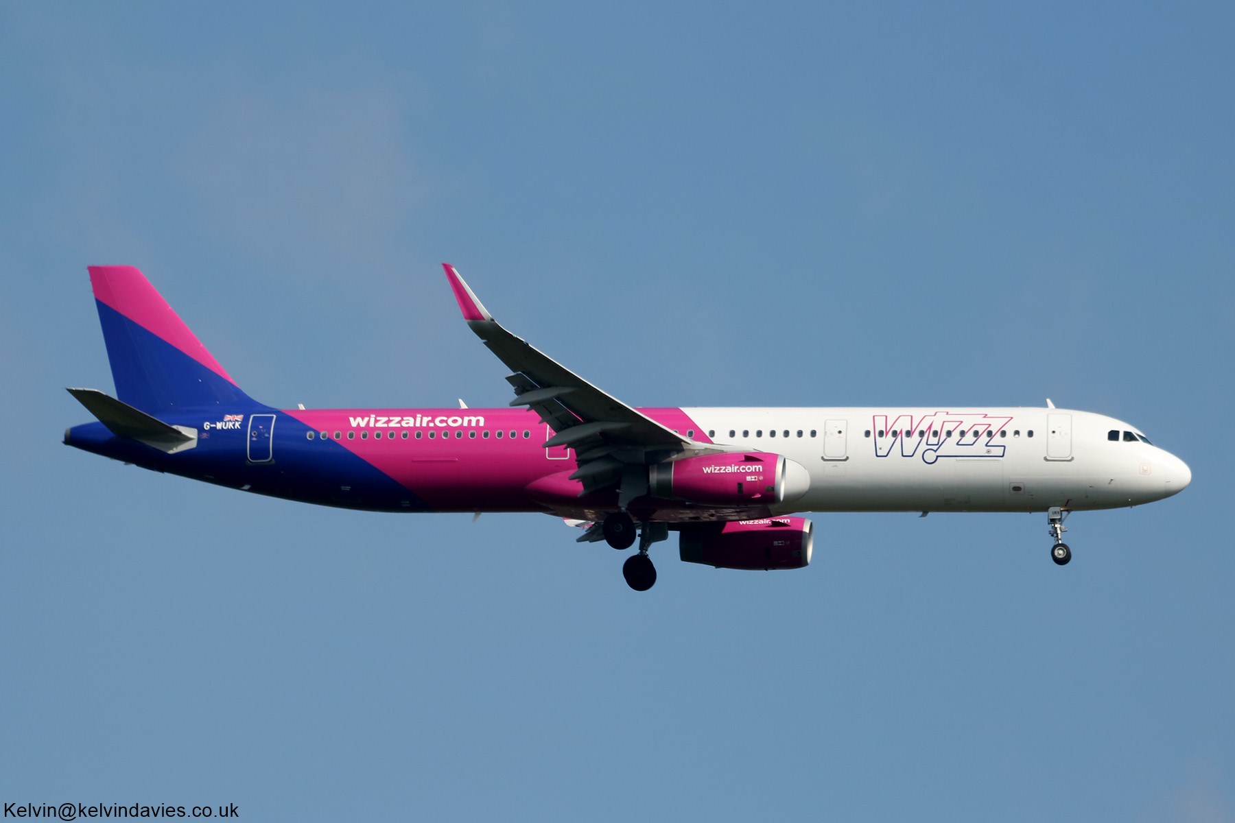 Wizz Air UK A321 G-WUKK