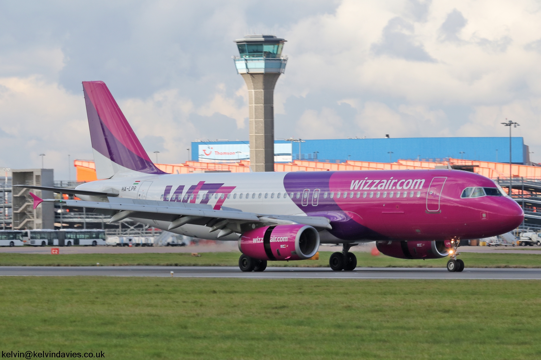 Wizz Air A320 HA-LPR